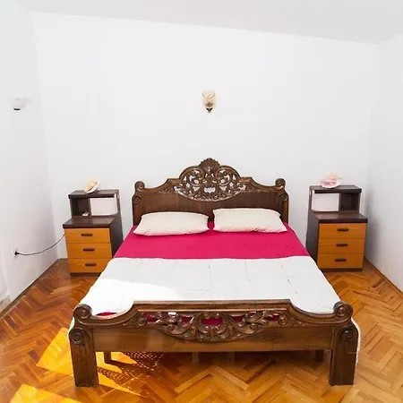 Vikendica House Oaza