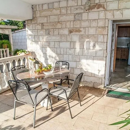 House Oaza Holiday home