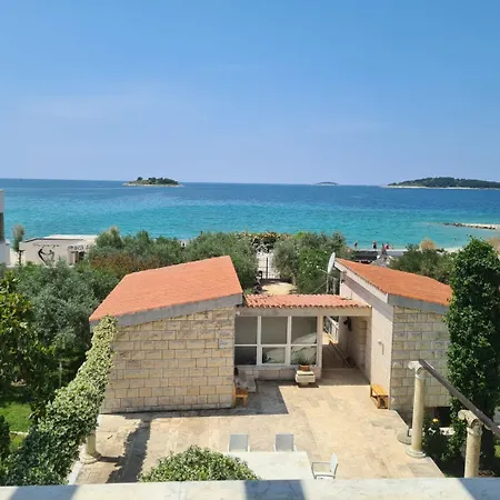 House Oaza Holiday home *