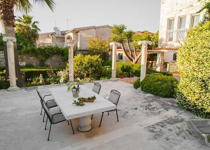 House Oaza * Rogoznica (Sibenik-Knin)