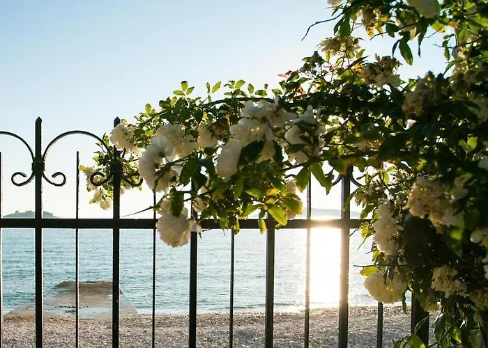 Сasa de vacaciones House Oaza